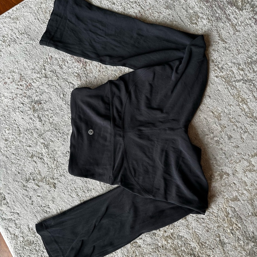 Lululemon black High-Rise Crop Leggings